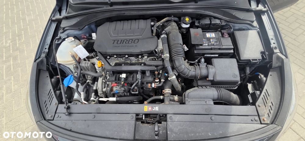 Hyundai i30 1.5 T-GDI 48V-Hybrid EDITION 30 - 39