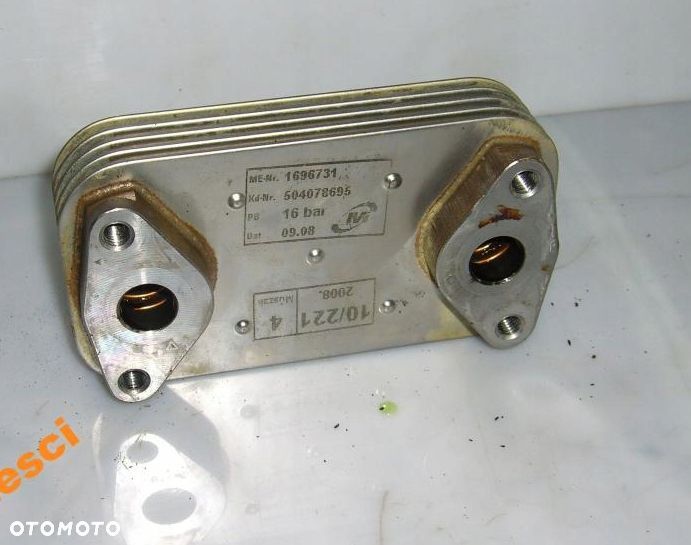 CHŁODNICA OLEJU MITSUBISHI CANTER FUSO 2010- 3,0 - 1