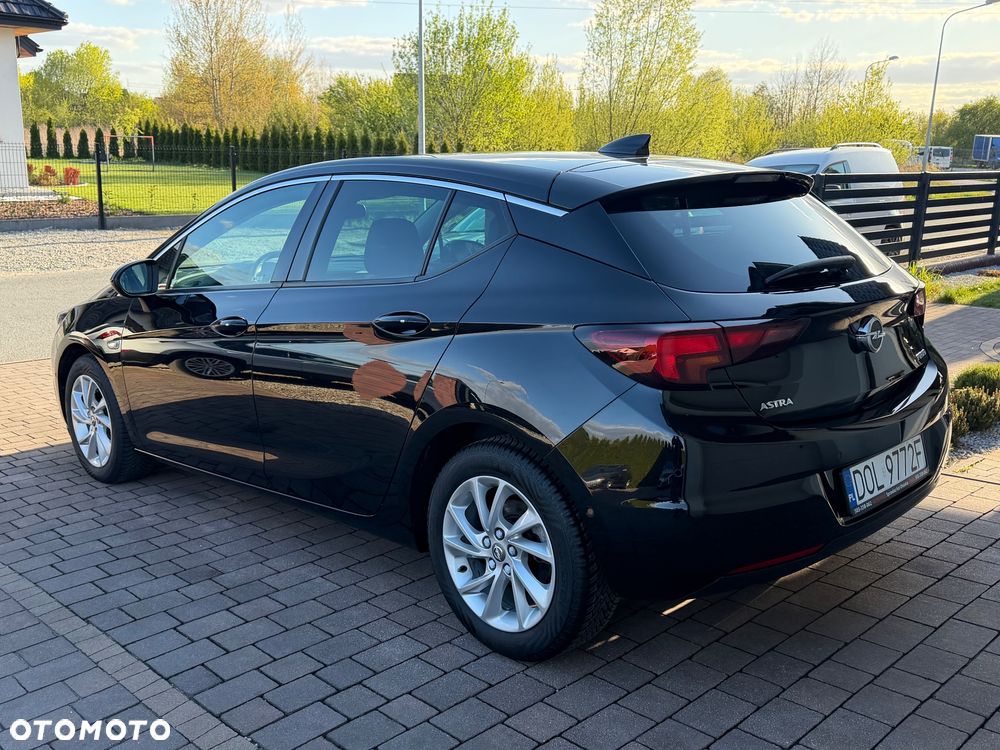 Opel Astra 1.4 Turbo Innovation - 11
