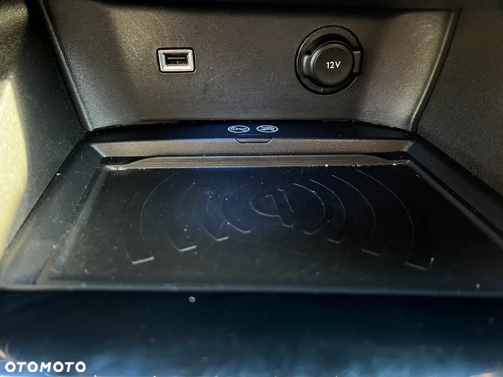 Peugeot 3008 BlueHDi 130 Stop & Start Allure Business-Paket - 24