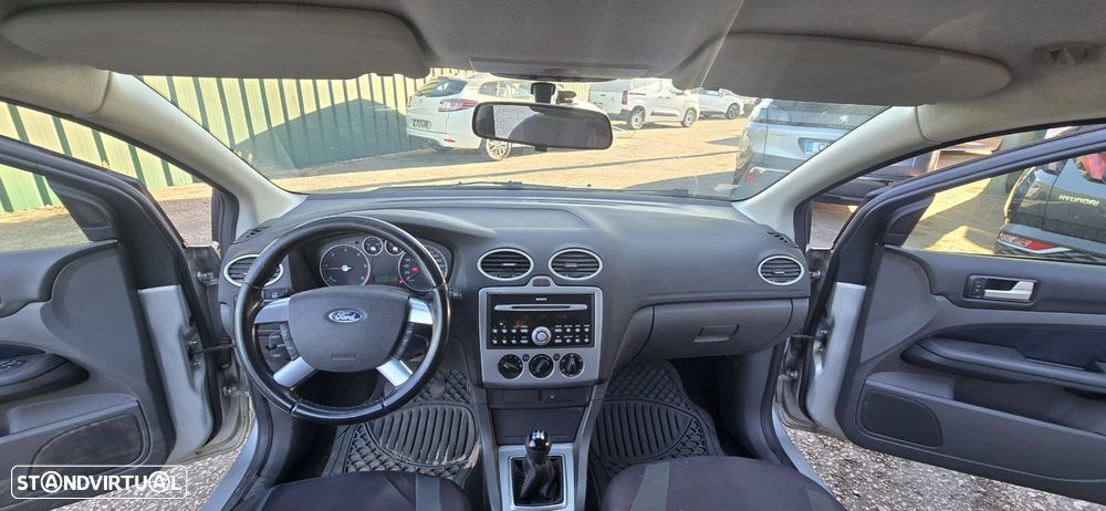 Ford Focus SW 1.6 TDCi Connec. - 12