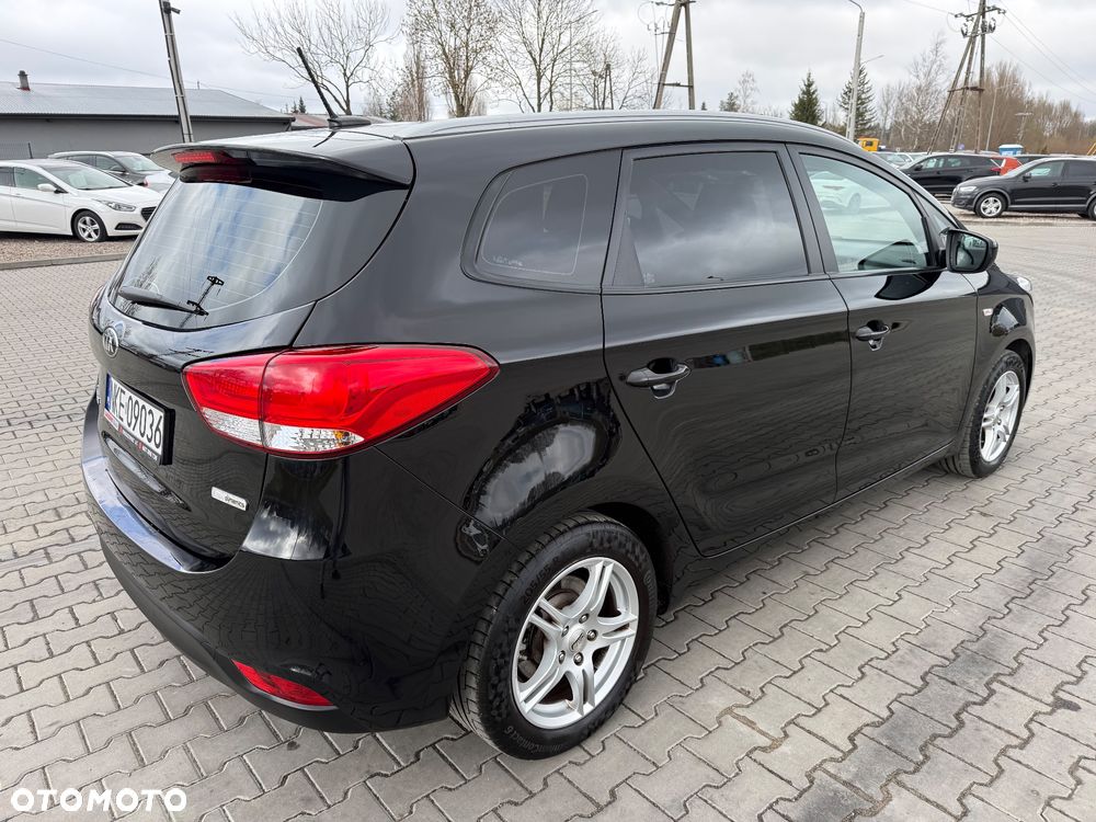 Kia Carens 1.6 GDI Dream-Team Edition - 10