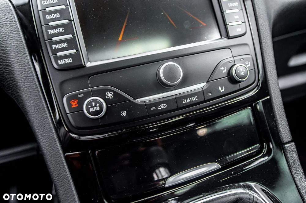 Ford S-Max 2.0 TDCi DPF Titanium X - 37