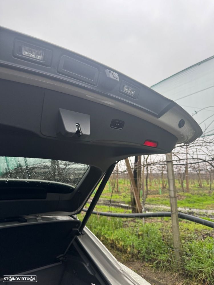 Porsche Cayenne Coupé E-Hybrid - 14