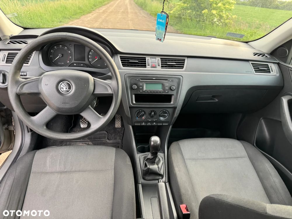 Skoda RAPID - 14