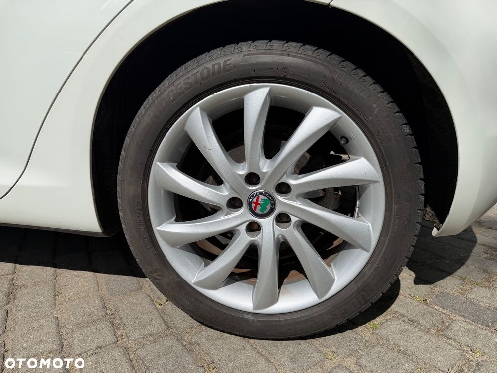 Alfa Romeo Giulietta 1.6 JTDM Distinctive - 3
