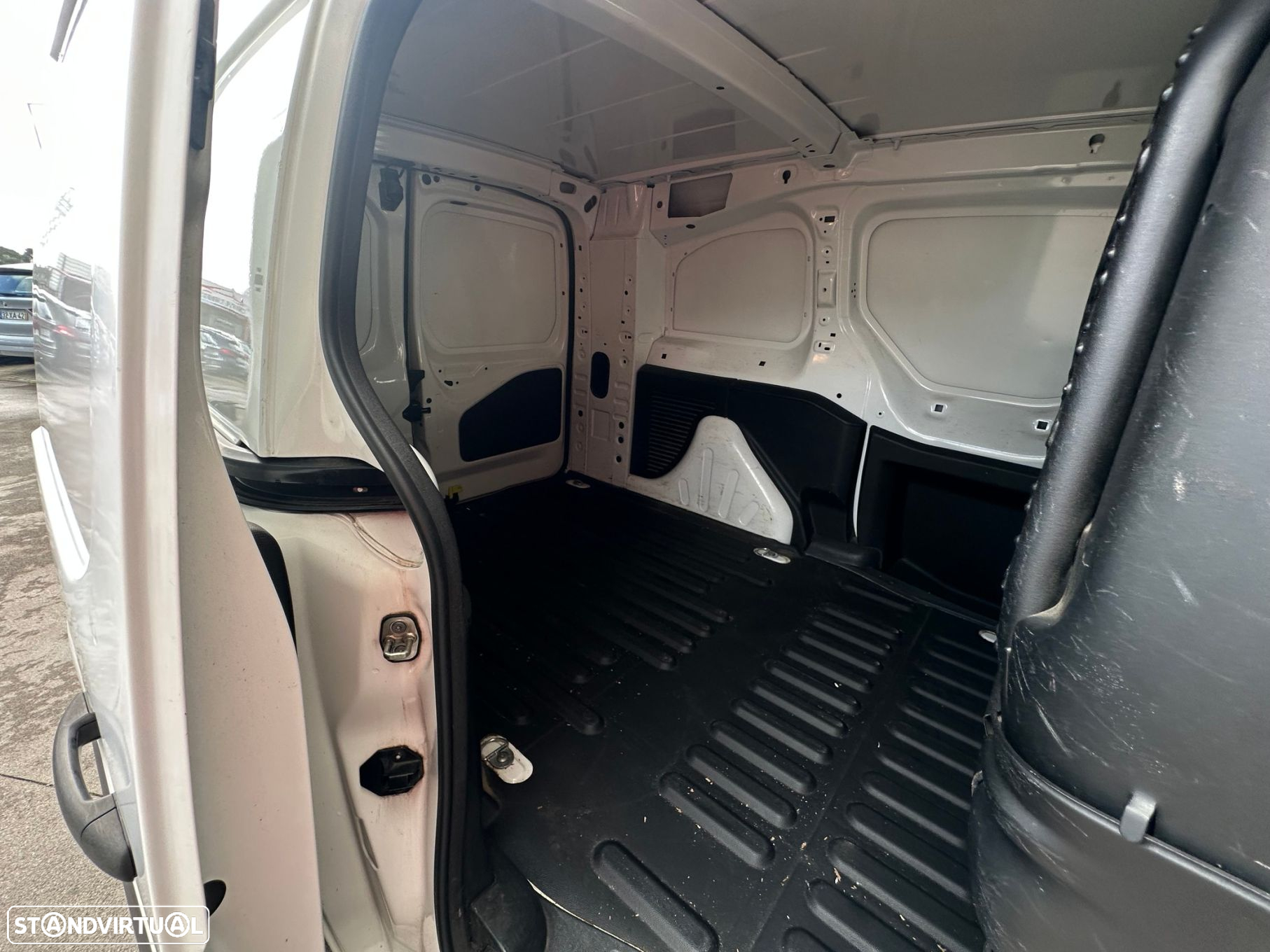 Citroën Berlingo 1.6 BlueHDi L2 3L - 15