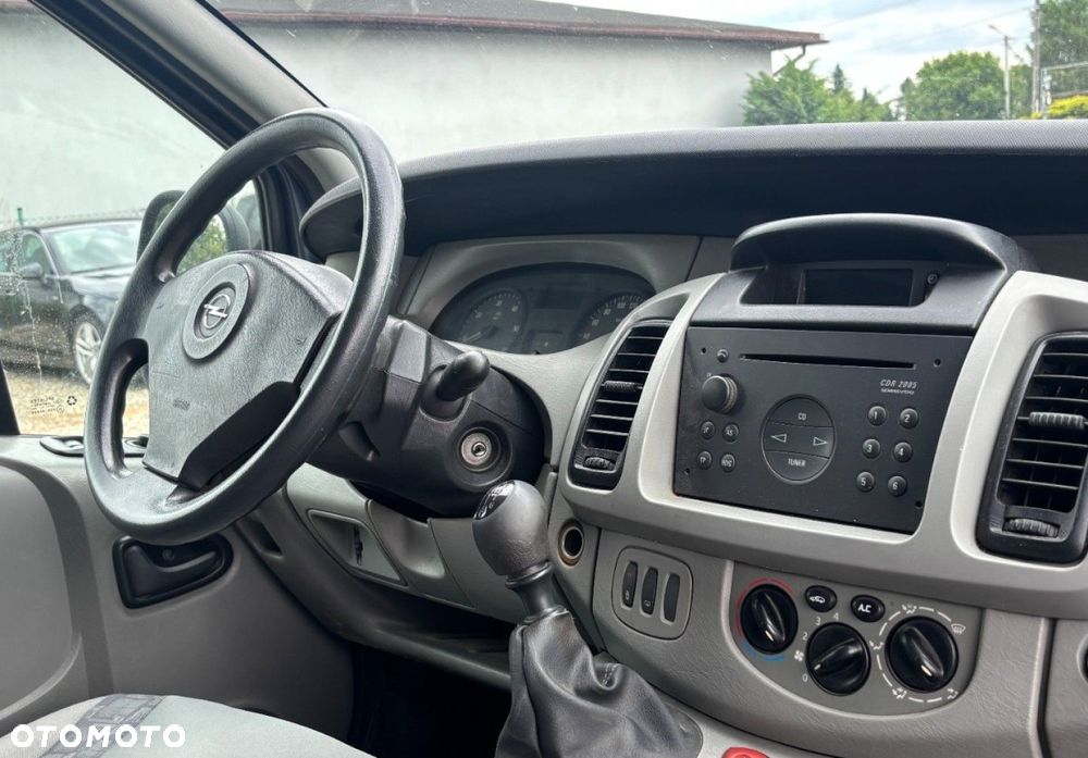 Opel Vivaro - 7