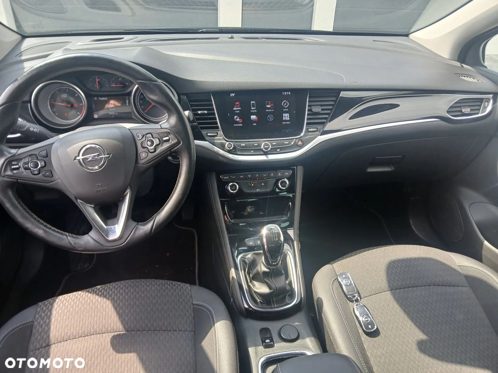 Opel Astra 1.6 D (CDTI) Start/Stop Edition - 10