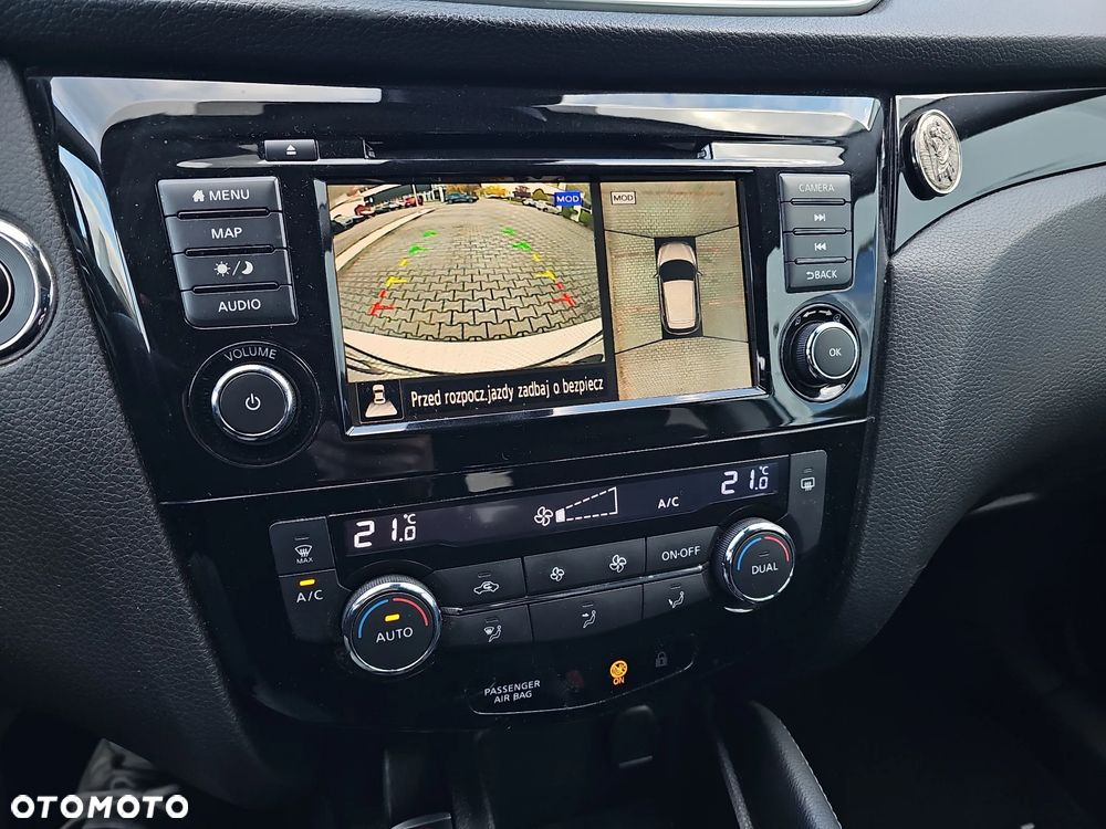 Nissan Qashqai 1.3 DIG-T N-Connecta EU6d - 19