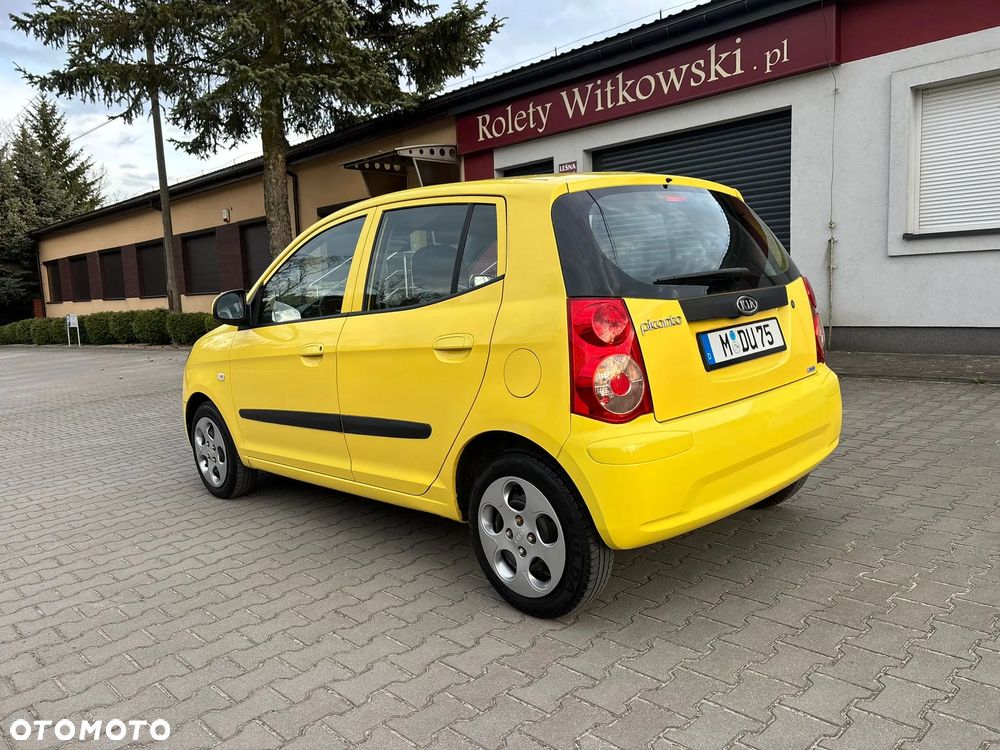 Kia Picanto - 4