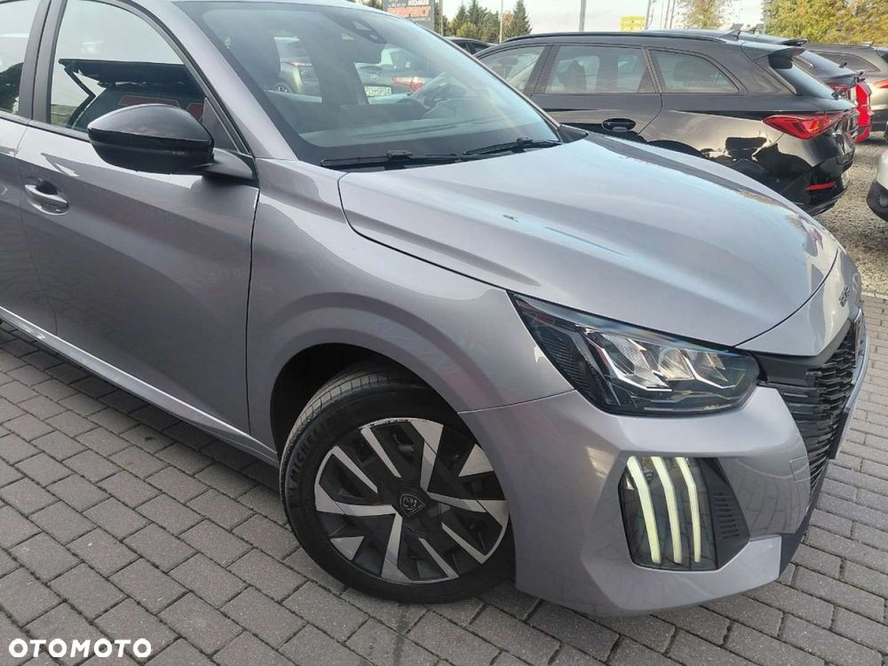 Peugeot 208 - 5