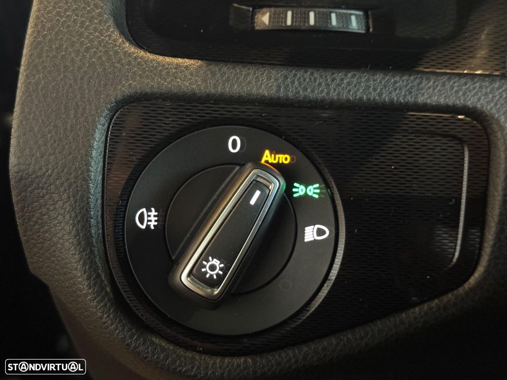 VW Golf 2.0 TDI GTD DSG - 11