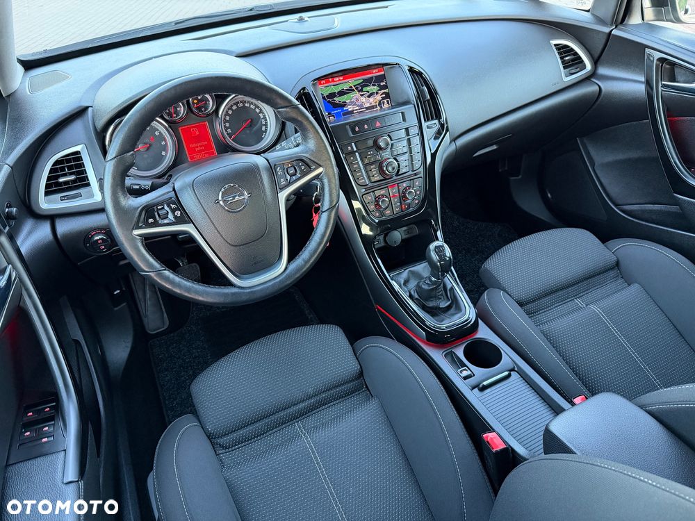 Opel Astra 1.4 Turbo Cosmo - 7