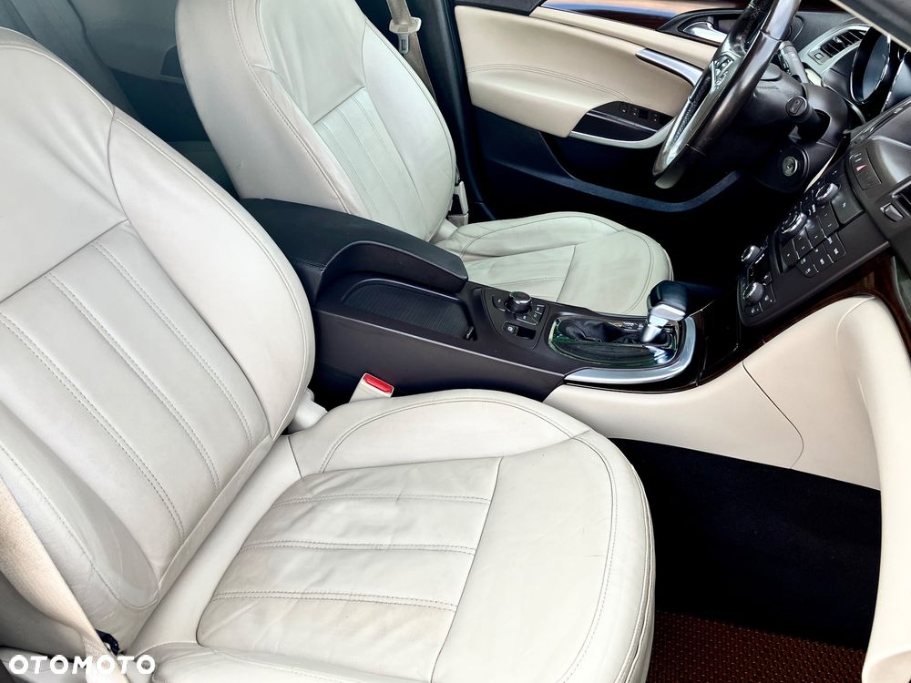 Opel Insignia 2.0 Turbo Cosmo - 22