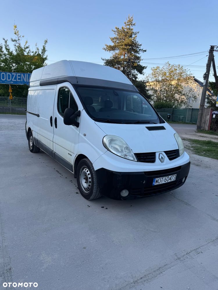 Renault Trafic - 2