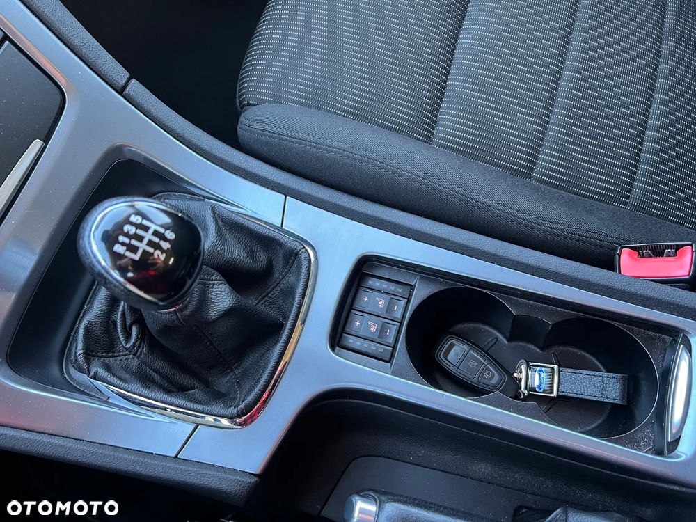 Ford Mondeo 2.0 TDCi Titanium - 17