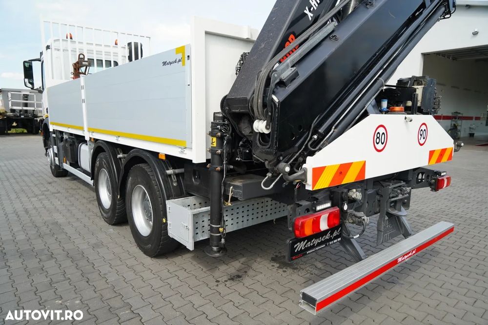 Mercedes-Benz AROCS 2643 / 6x4 / CAROSERIE CU BALANȚĂ - 6,3 M / MACARA HIAB X-HIDUO 188 ES-4 / CAPACITATE MAXIMĂ DE RIDICARE: 5.300 KG / ROTATOARE / PODEA HEAVY-DUTY / TRANSMISIE AUTOMATĂ - 19