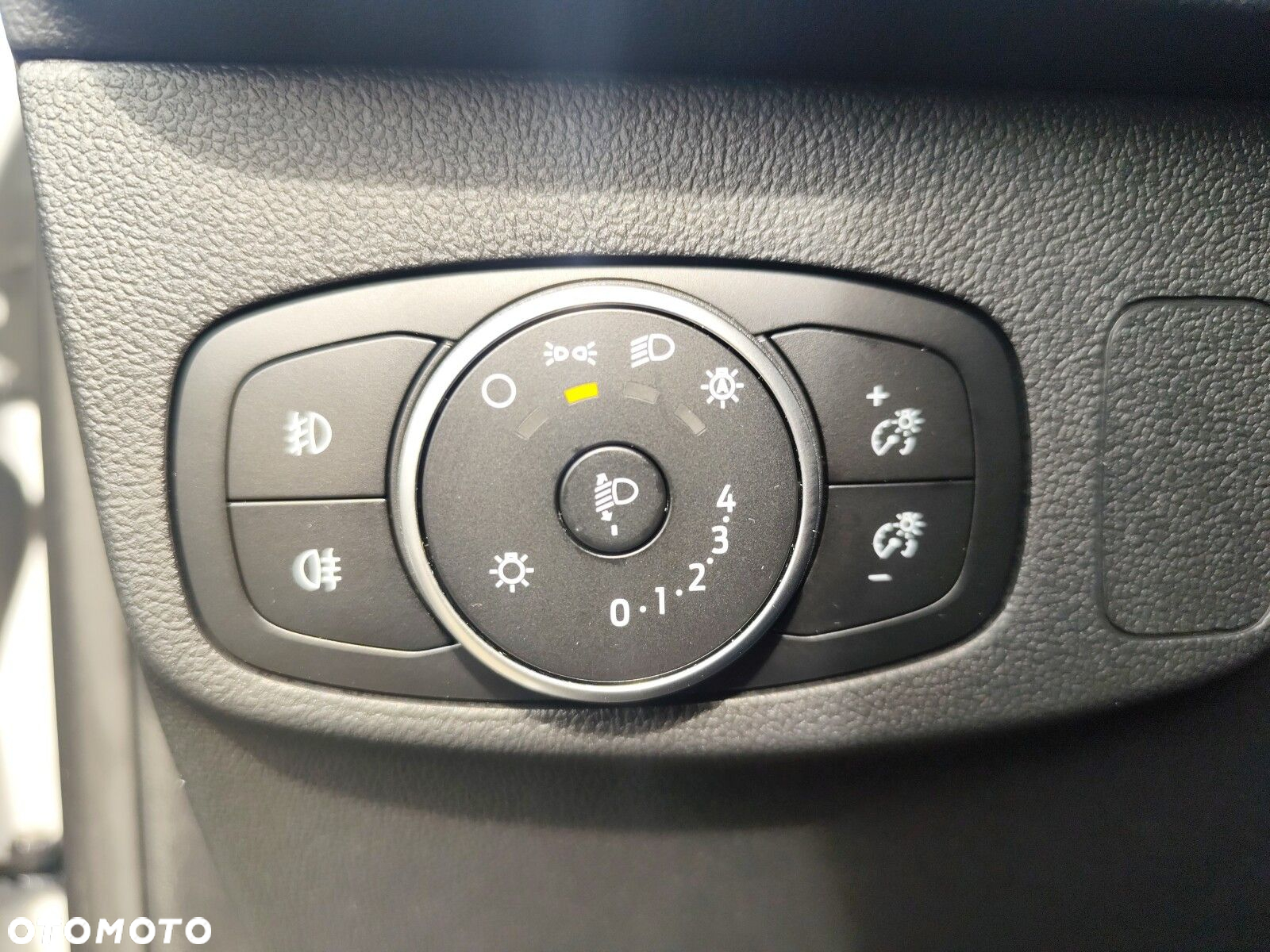 Ford Focus - 21
