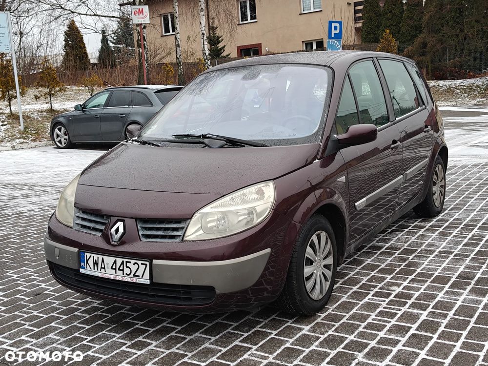 Renault Scenic 1.6 16V Confort Privilege - 17