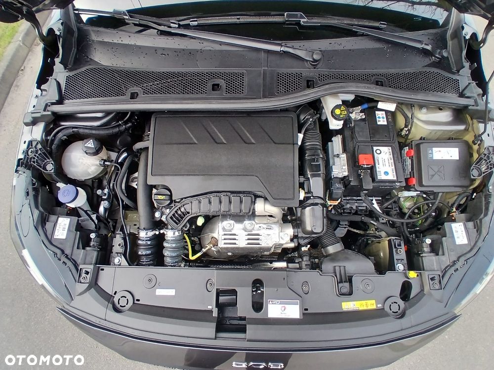 Peugeot 208 1.2 PureTech Allure S&S - 25