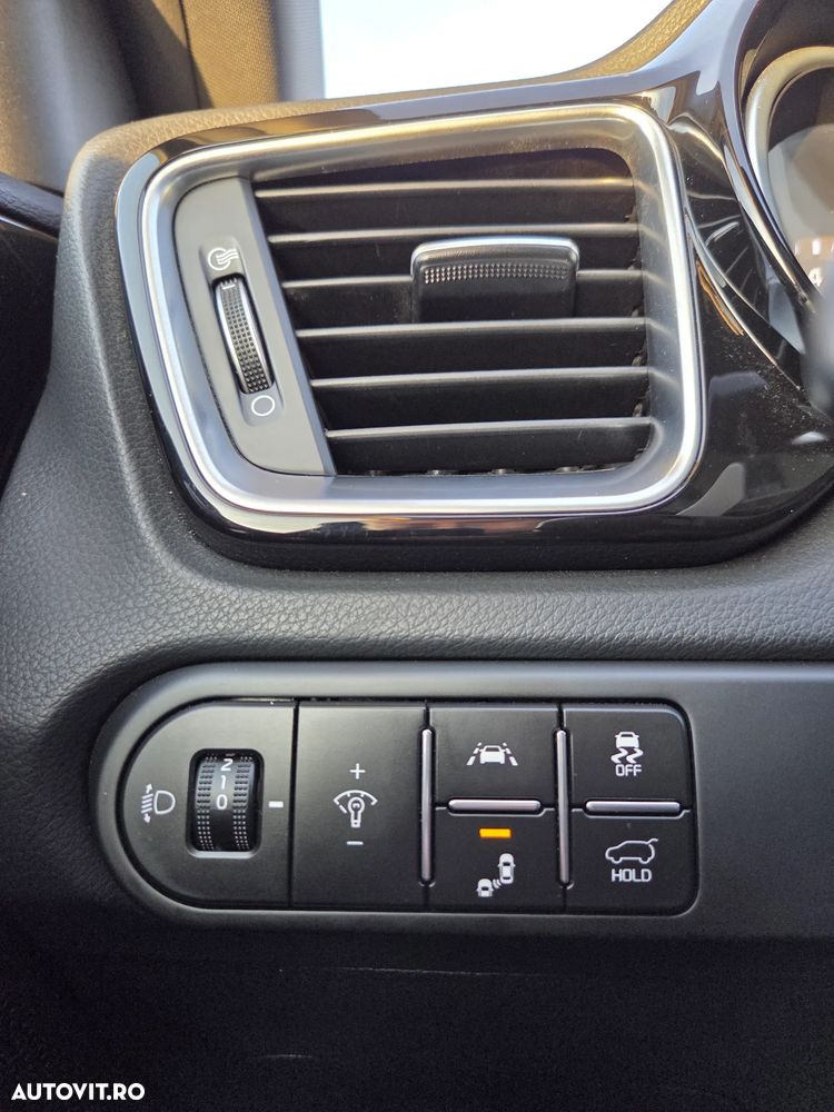 Kia Pro Ceed 1.6 T-GDI DCT7 OPF GT - 32
