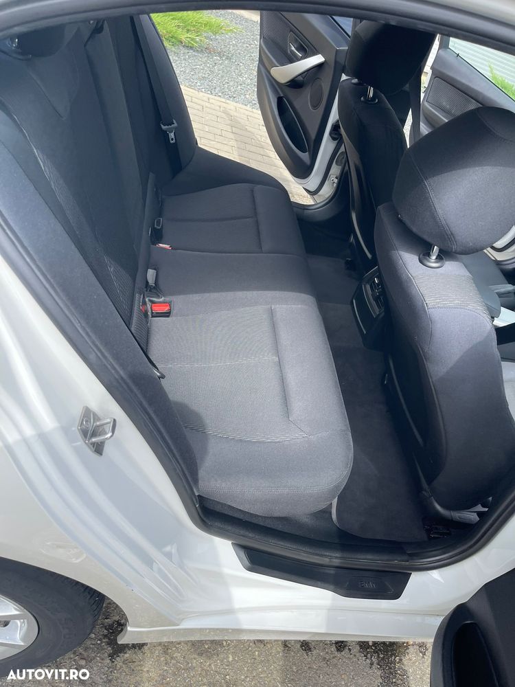 BMW Seria 3 - 9