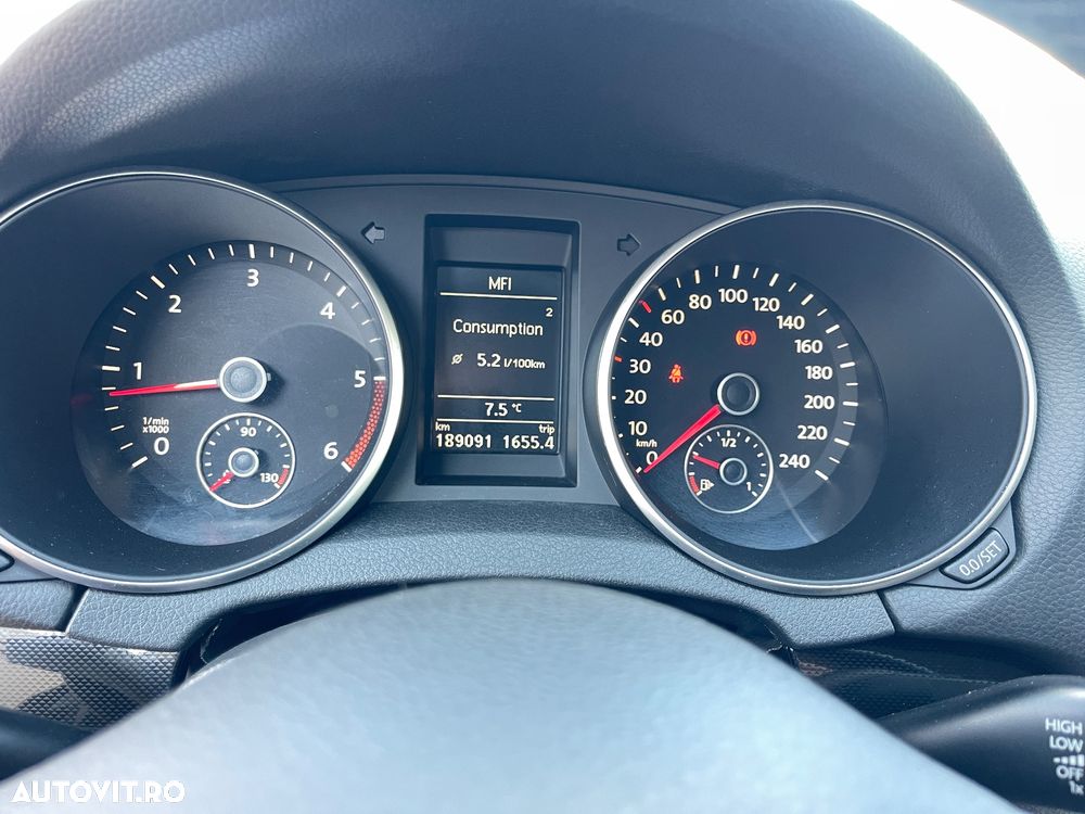Volkswagen Golf - 39