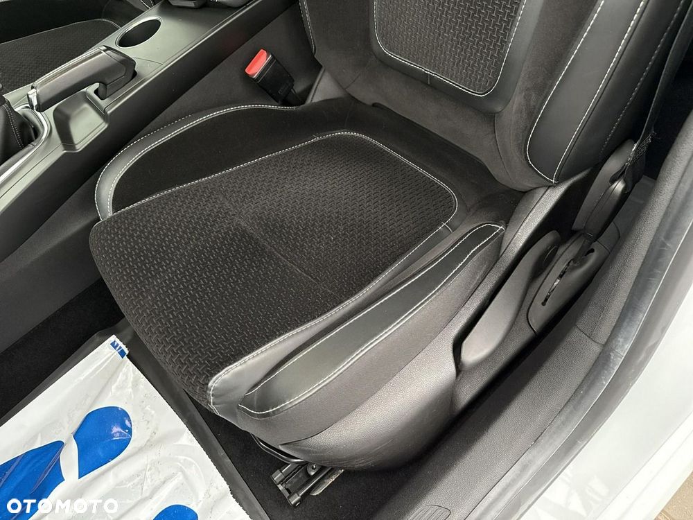 Renault Megane - 18