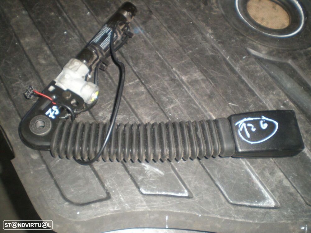 Pre-Tensor 7065848 BMW E60 FD - 1