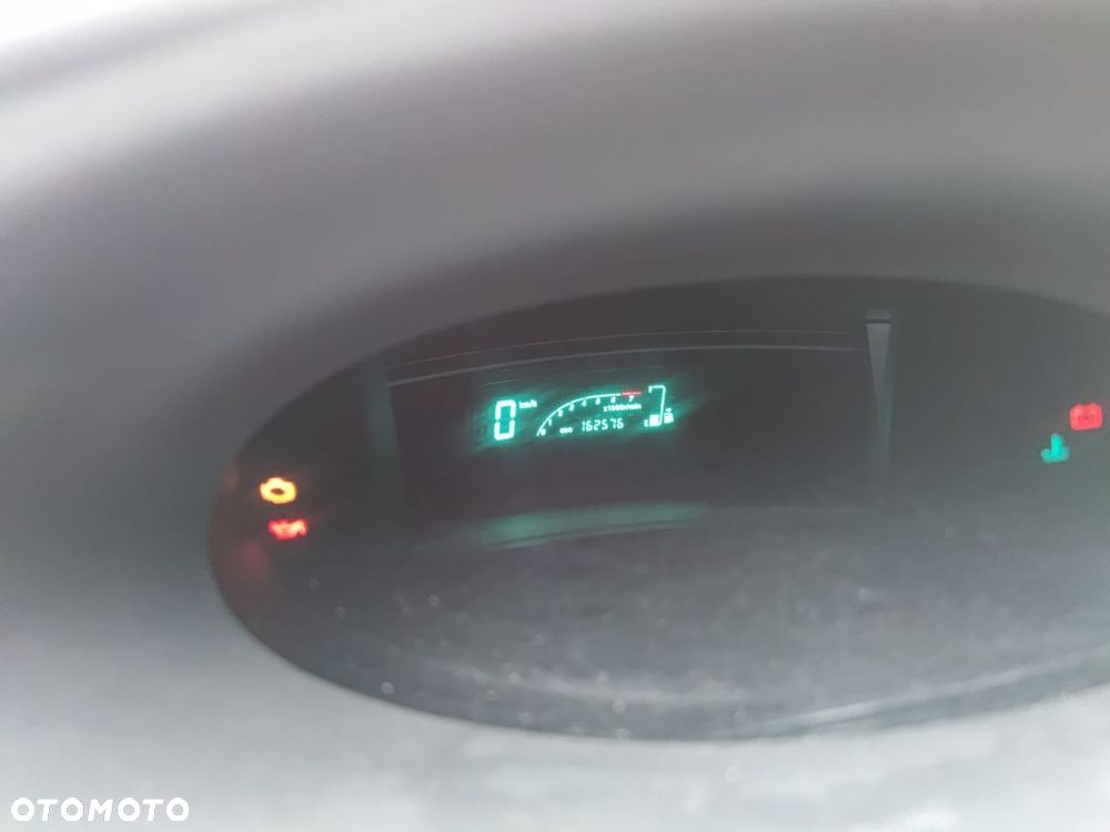 Toyota Yaris - 9