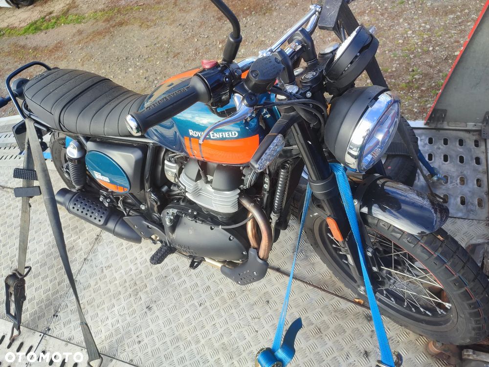 Royal Enfield Bear 650 - 2