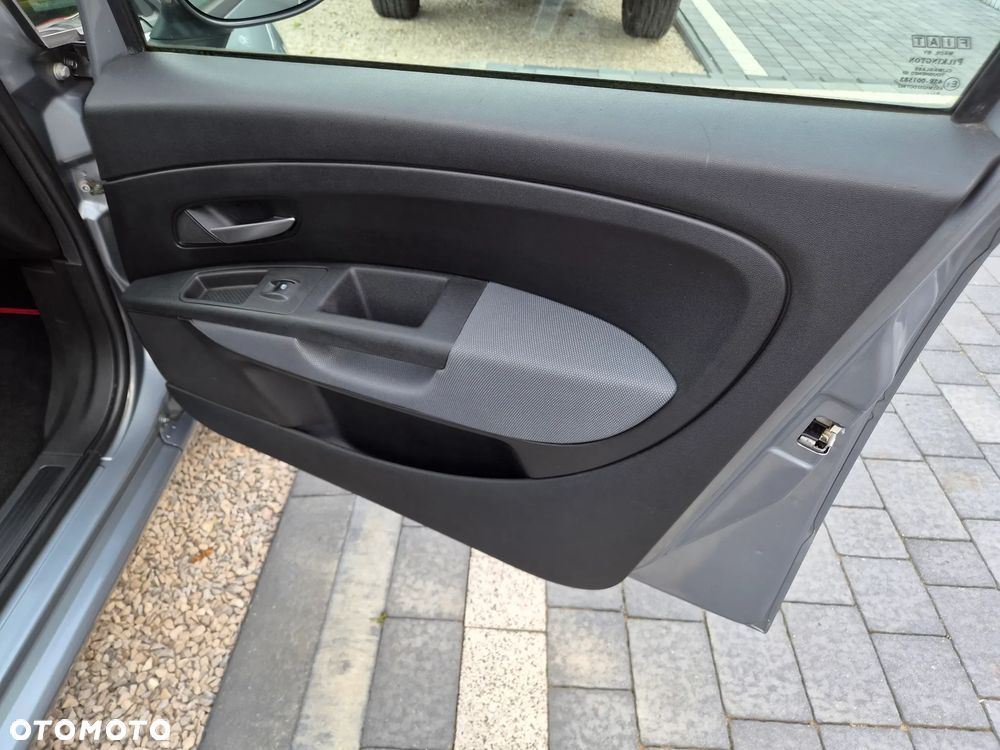 Fiat Grande Punto - 22