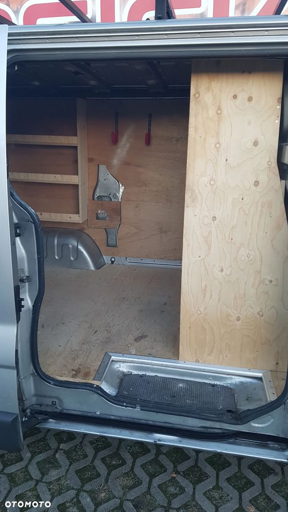 Opel Vivaro - 23