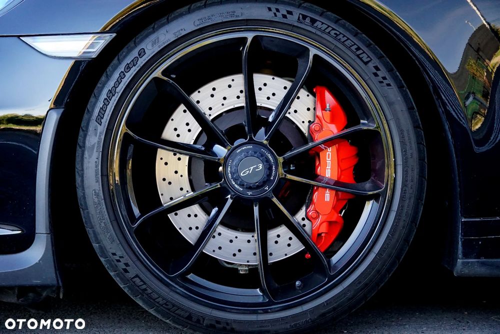 Porsche 911 GT3 - 10