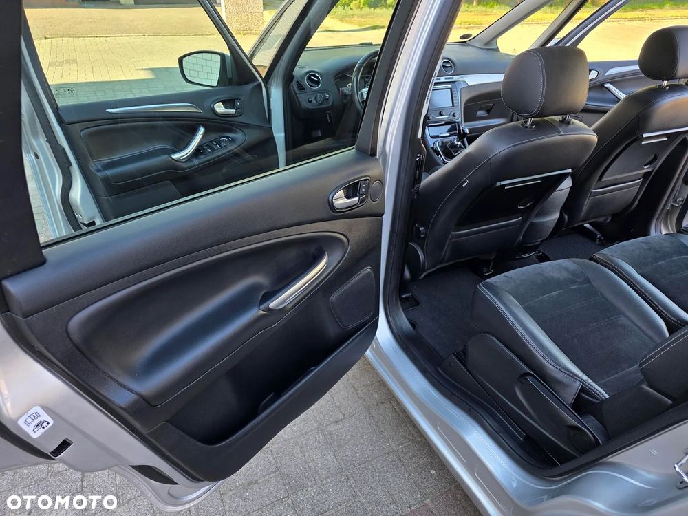 Ford Galaxy 2.0 TDCi Platinium X (Titanium) - 13