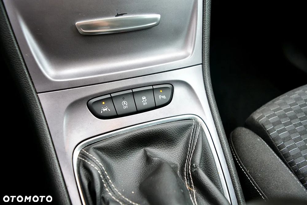 Opel Astra - 18