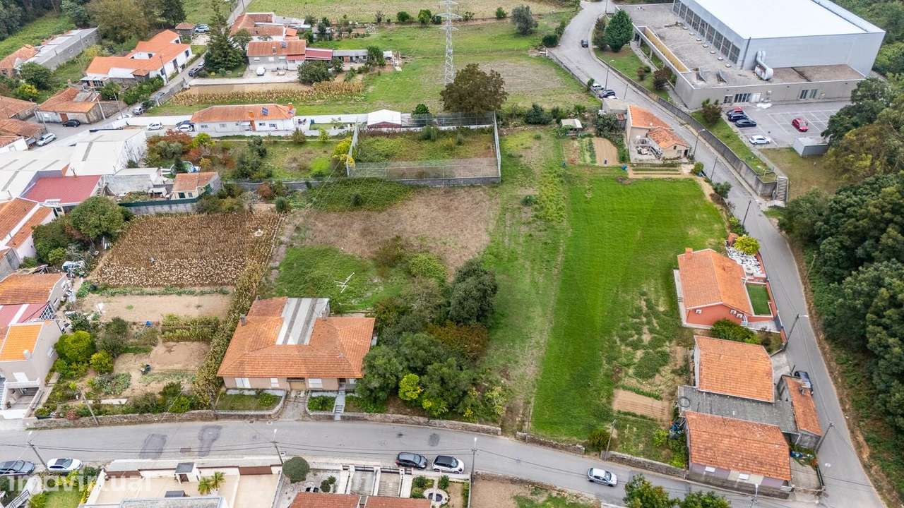 Terreno Urbano de 1.333 m2 em Cassufas, Espinho – Pronto a Construir M - Grande imagem: 2/13