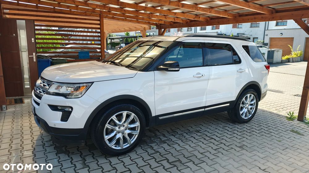 Ford Explorer - 1