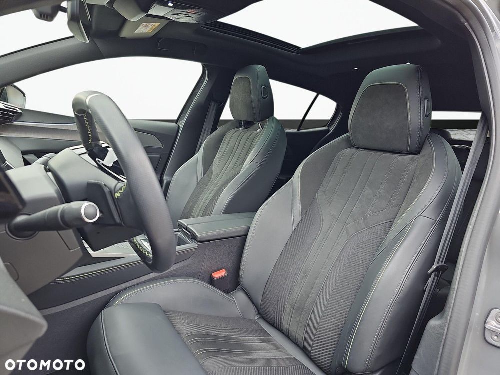 Peugeot 408 - 13
