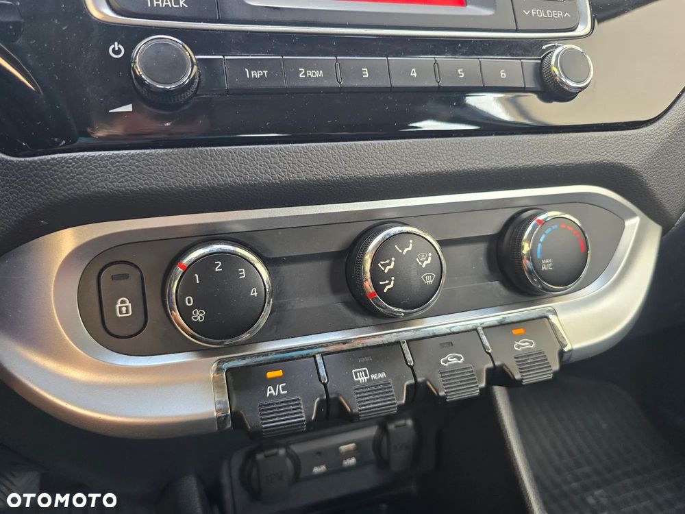 Kia Rio 1.2 Business Line - 18