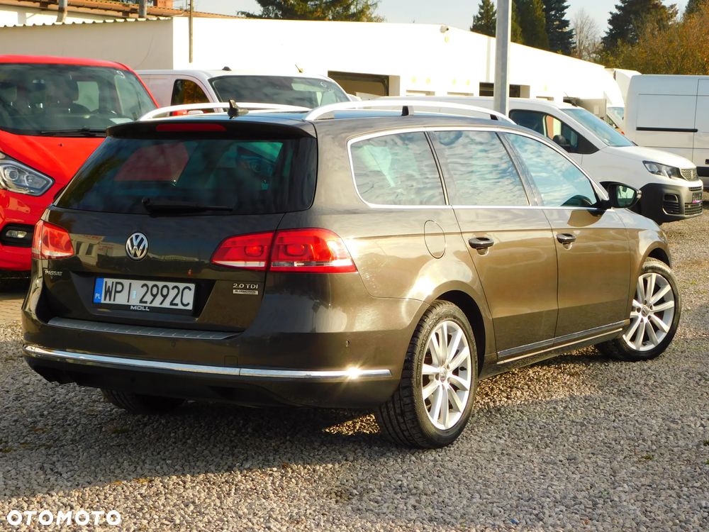 Volkswagen Passat 2.0 TDI Comfortline DSG - 28