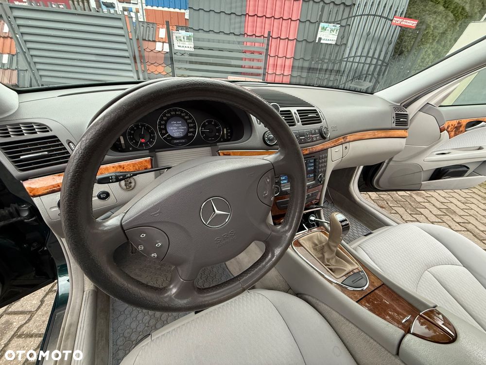 Mercedes-Benz Klasa E 220 CDI Elegance DPF - 11