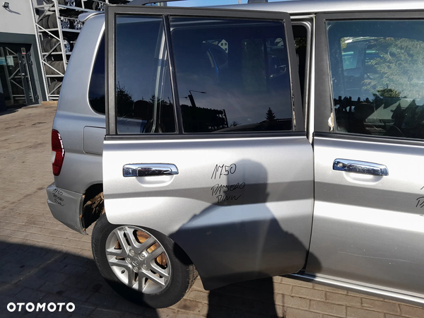 MITSUBISHI PAJERO PININ DRZWI PRAWE TYLNE PRAWY TYŁ