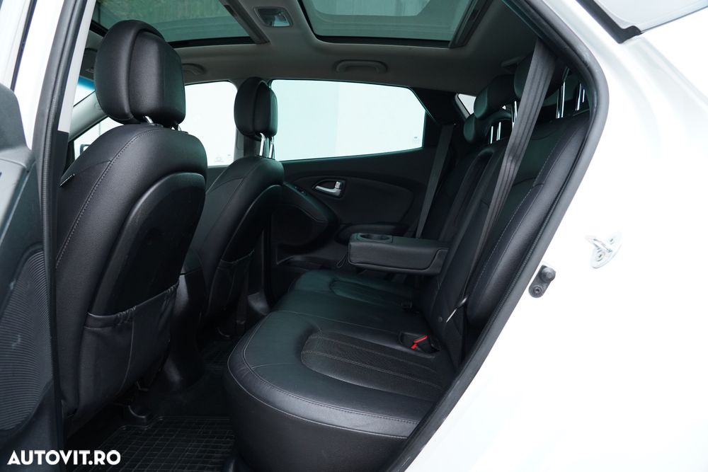 Hyundai ix35 2.0 CRDI 4WD Premium - 18