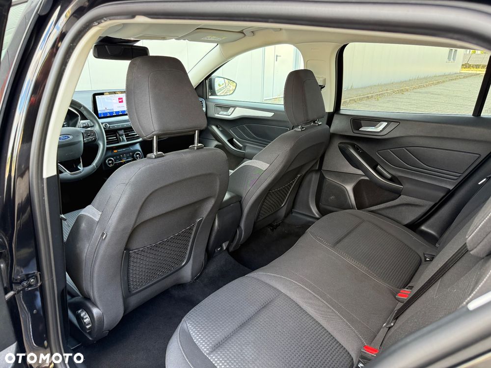 Ford Focus 2.0 EcoBlue Titanium Business - 31