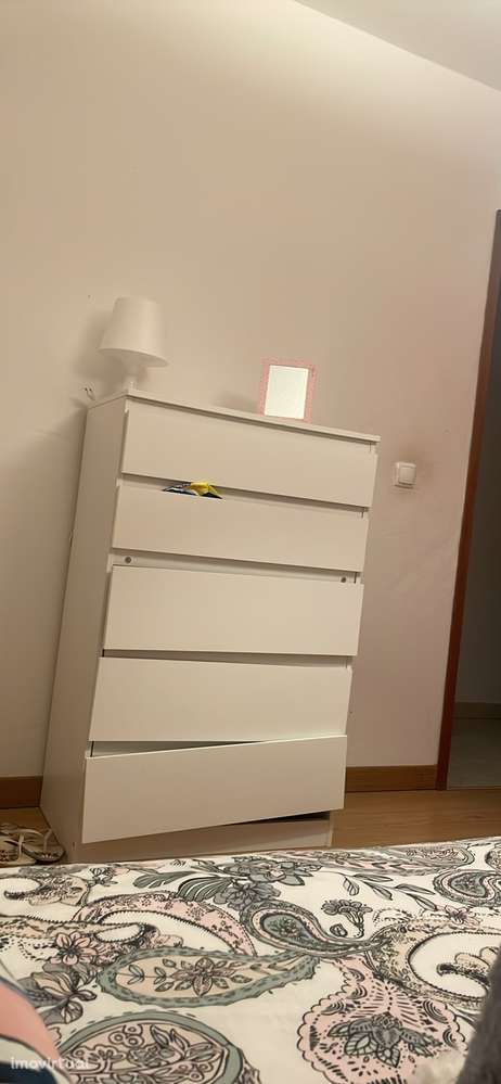 Aluga-se quarto para menina - Grande imagem: 3/3
