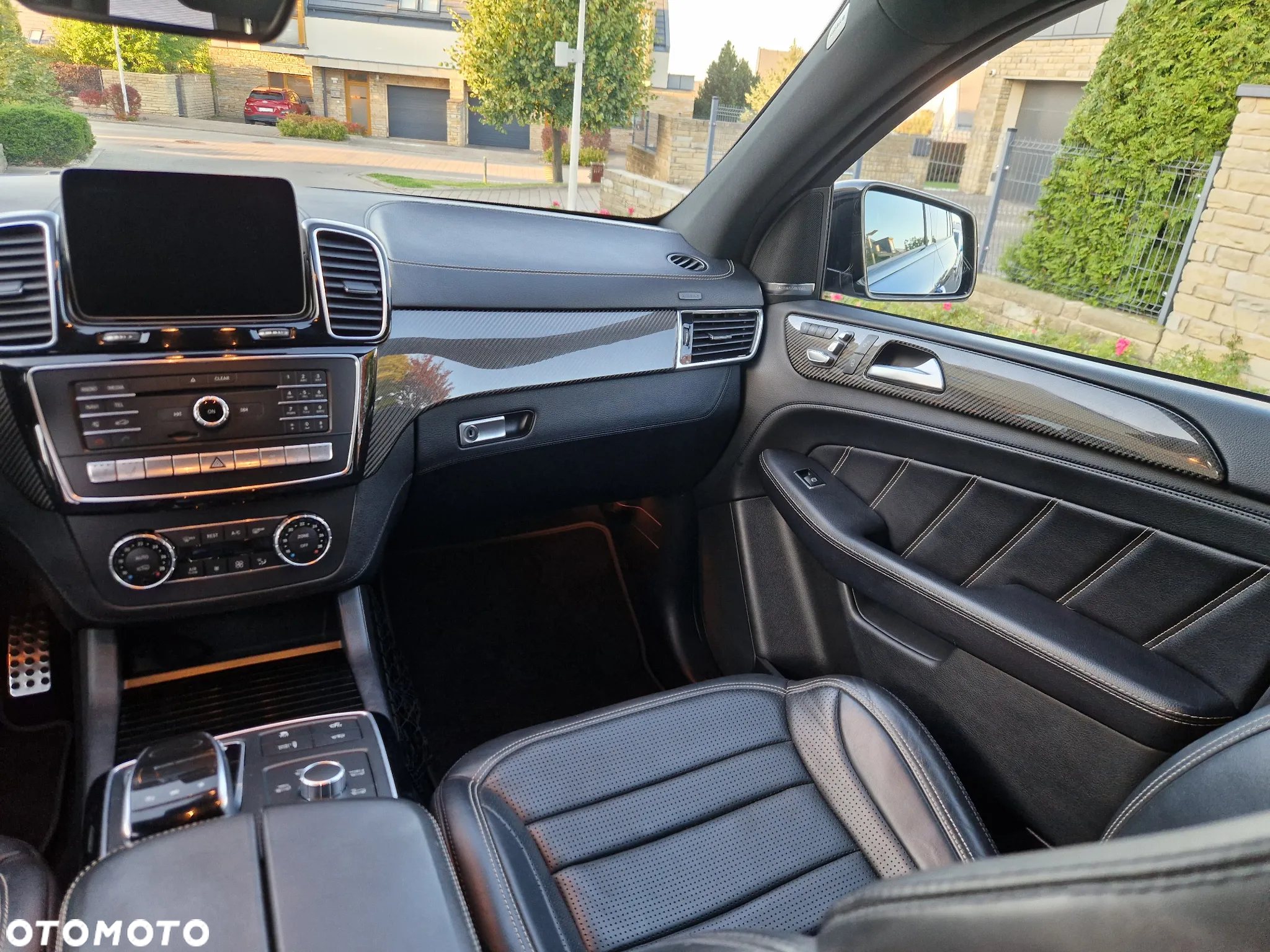 Mercedes-Benz GLE AMG Coupe 63 4-Matic - 13