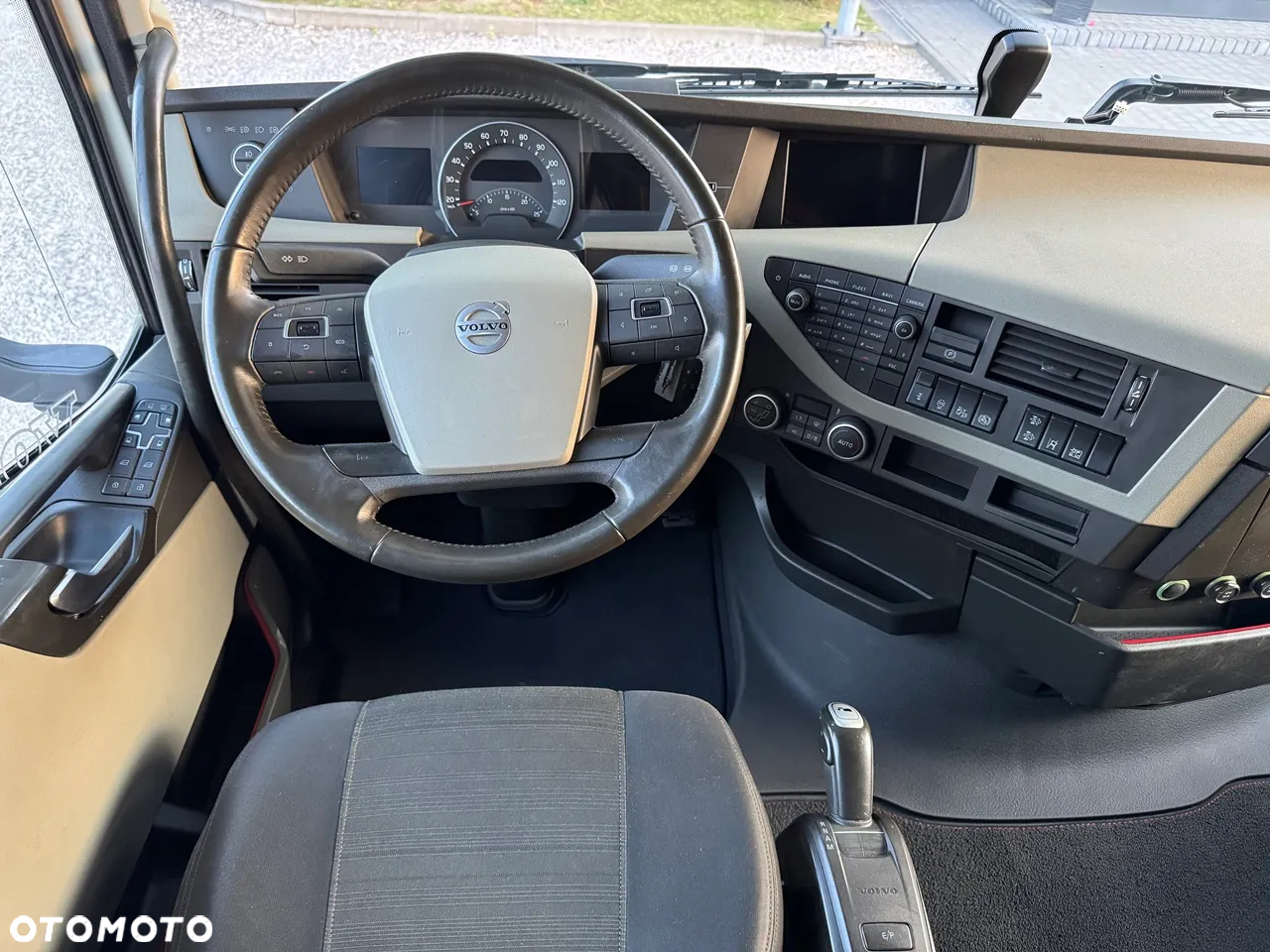 Volvo FH 500 XXL/MEGA/12.2020/ ACC / REGULOWANE SIODŁO /  KLIMA POSTOJOWA / XENON - 33