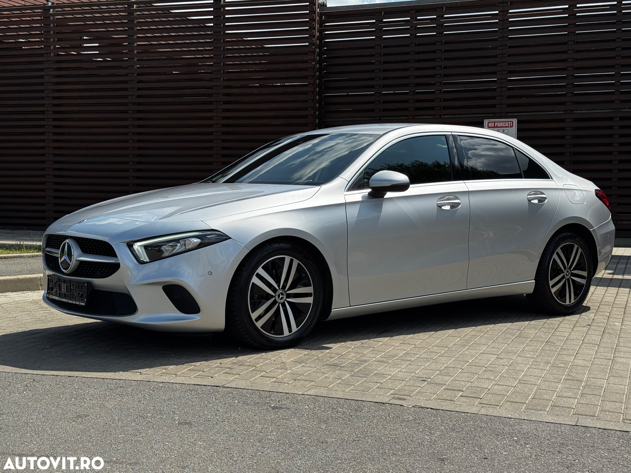 Mercedes-Benz A 180 d 7G-DCT Edition 2020 - 5